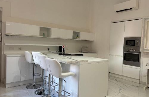 Repubblica House | Delightful Dolce Vita Viminale Room with Breakfast Included