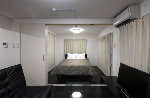 Ginoza Apartment | Discover Dolcevita: Family-Friendly Stay with Breakfast