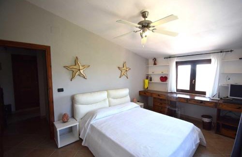 Schifanoia House | Pet-Friendly Dolci Colline with Oceanfront Pool Access