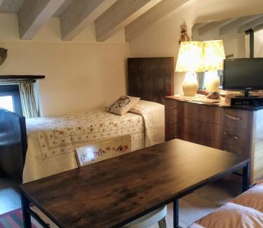 Negrar Apartment | Guest Rated 9.6: Dolci Vecchi Ricordi in Valpolicella