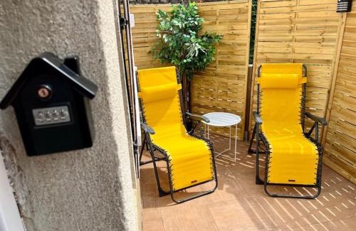 Dole Apartment | Discover DOLE: L'Atelier des Rêves - Family & Pet Friendly