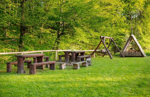 Wola Matiaszowa Resort | Pet-Friendly Getaway at Dolina Orła - Rated 9/10!