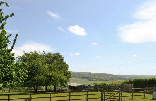 Prudhoe House | Family-Friendly Retreat at Dollys Cottage – Rated 10/10