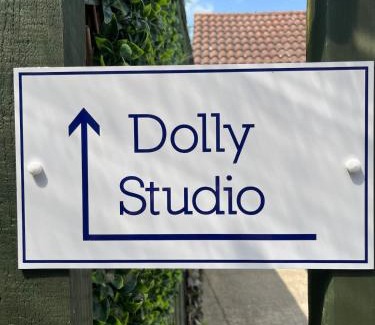 Colchester Apartment | Dolly Studio