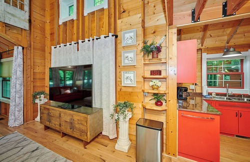 Fennville House | Dollybrook 5 - Pet Friendly - Community Pool(CLOSED for the season) - Groups Welcome