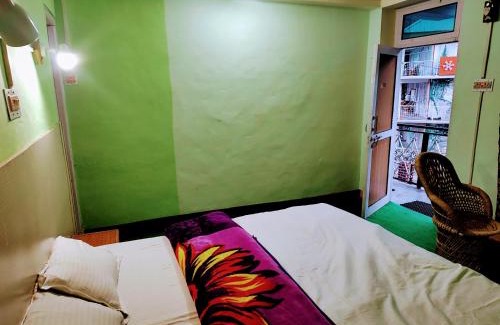Chitkul House | Cozy Dolma Guest Inn: Family-Friendly Accommodations