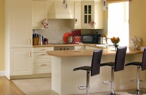 Caherconnell Cottage | Pet-Friendly Dolmen Cottage in Kilfenora, County Clare