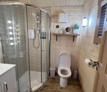 Glencolmcille Apartment | Exceptional Dolmen Lodge - Guest Rated 9.8/10