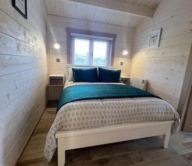 Glencolmcille Apartment | Exceptional Dolmen Lodge - Guest Rated 9.8/10