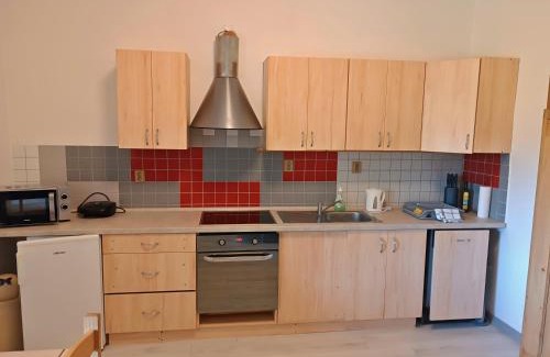 Decin Apartment | Unforgettable Stay at Dolní Žleb 124 - Rated 9.1/10