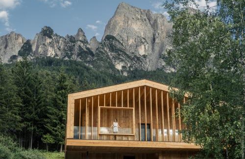 Castelrotto Hotel | Relax at Dolmites Nature Hotel Vigilerhof - 4-Star Escape