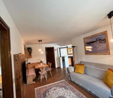Fiera di Primiero Apartment | Pet-Friendly Dolomiti House Stube - Guest Rated 9.8/10