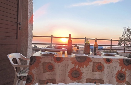 Trinita d'Agultu Apartment | Cozy Dolphin Apartment with Ocean View and Garden Oasis