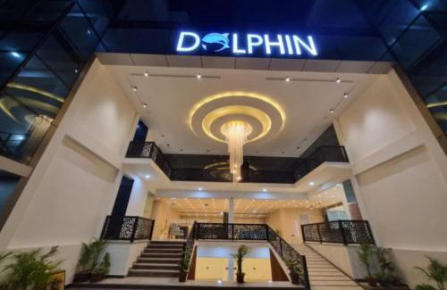 Bara Banki Hotel | Family-Friendly Dolphin Club with Breakfast Included