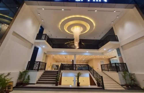 Bara Banki Hotel | Dolphin Club