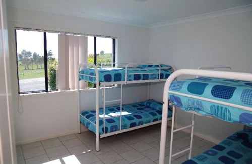 Crescent Head House | Family-Friendly Stays at Dolphin Court, 4-Star Comfort