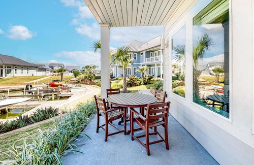Rockport Villa | Oceanfront Bliss at Dolphin View - 4-Star Family Retreat