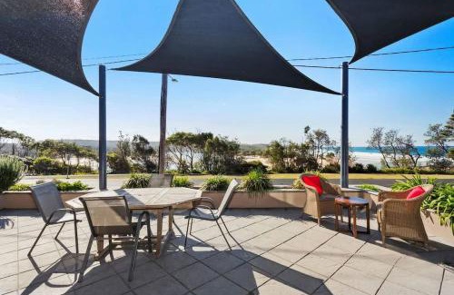 Dolphin Point House | Experience Dolphin Views with Family-Friendly Amenities