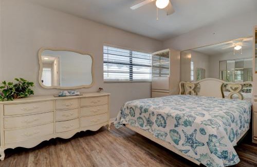 Southern Shores House | Oceanfront Dolphin Watcher 2 Bed Townhouse Retreat