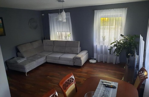 Kielce Apartment | Family-Friendly Comfort at Dom Apartament for Your Next Stay