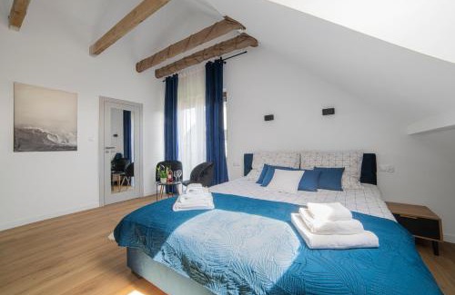 Kosakowo House | Experience Dom Marina: Pet-Friendly Retreat with Pool & More