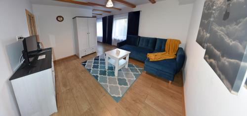 Komarno House | Top-Rated Dom Gościnny Grzęda with Breakfast & Family Amenities