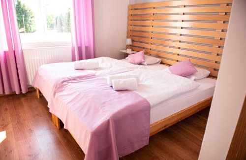 Zbaszyn House | Discover Dom Gościnny Pod Akacjami: Family-Friendly Retreat