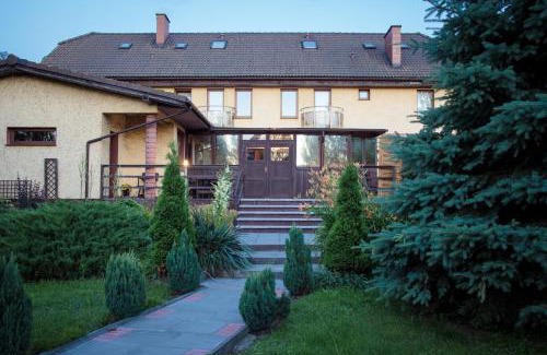 Chelmno Bed & Breakfast | Family-Friendly Getaway at Dom Gościnny Pod Górą