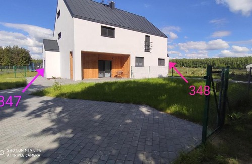 Siemiany Apartment | Discover Siemiany: Pet-Friendly Retreat with Ocean View