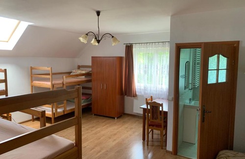 Bystrzyca Kłodzka House | Pet-Friendly Stay at DOM MKC Wilkanów - Rated 9/10!