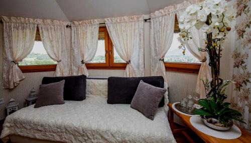 Nezbudska Lucka Apartment | Experience Dom na strome in Scenic Panoráma Park