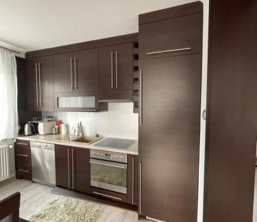 Spytkowice Apartment | Discover Dom na Wzgórzach: Family-Friendly Retreat
