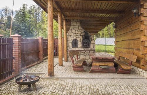 Polanica-Zdroj House | Discover Dom na Wzgórzu MyWeek: 4-Star Family Retreat