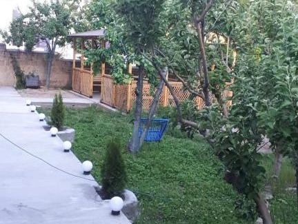 Artashavan Villa | Relax at Дом Отдыха Уютный Уголок with Pool & Family Fun