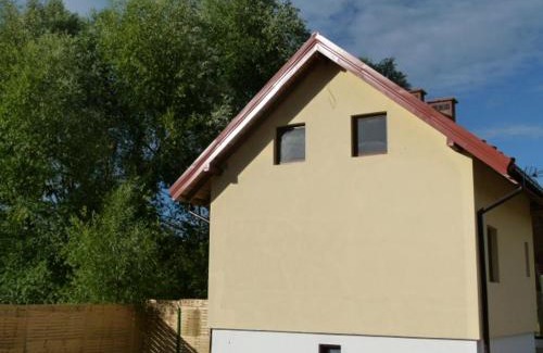 Goldap Ski Chalet | Pet-Friendly Retreat: Dom pod Wierzbami with 9.3/10 Score