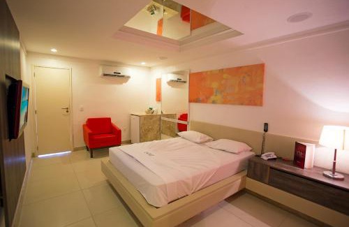 Patamares Hotel | Adult Only Retreat at DOM Suites with Restaurant & Breakfast