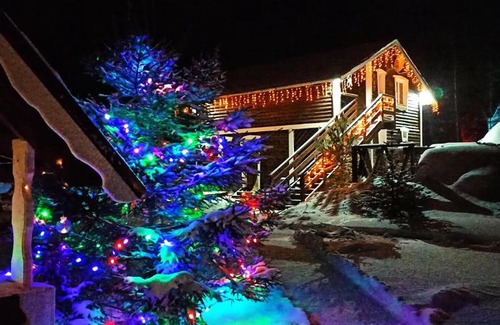 Miynal'Skoe House | Charming Dom v Harvia: Pet-Friendly with Hot Tub & Breakfast