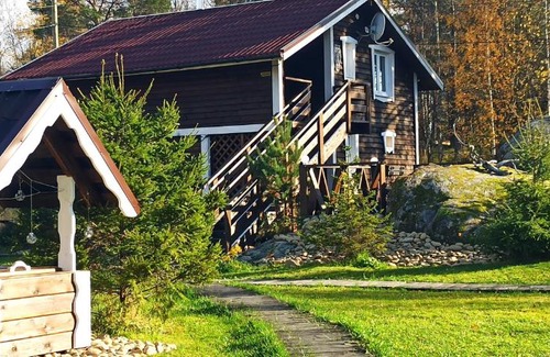 Miynal'Skoe House | Charming Dom v Harvia: Pet-Friendly with Hot Tub & Breakfast