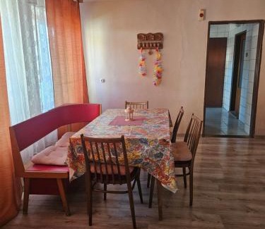 Kusin House | Pet-Friendly Retreat at Dom v Obci Kusín for Families