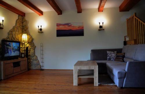 Stryszawa House | Family-Friendly Getaway at Dom w Beskidach - 10/10 Rated