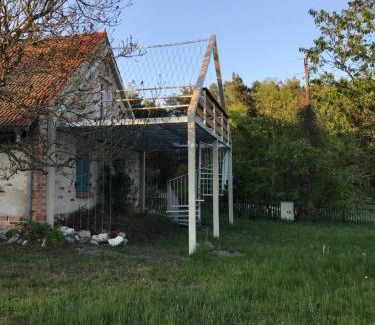 gmina Drawsko Cabin | Pet-Friendly Escape at Dom w Puszczy with Ocean Views