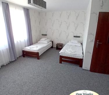 Jarocin Resort | Discover Dom Weselny Zielony Zakątek: Family-Friendly Retreat