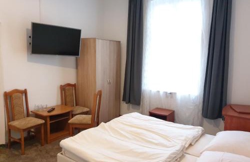 Miedzyzdroje Resort | Pet-Friendly Getaway at Dom wypoczynkowy Szarotka&Krokus