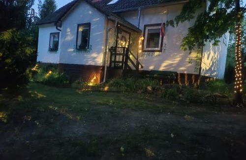 Miłki House | Charming Dom z Charyzmą in Mazury - Pet Friendly Retreat