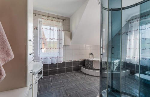Jaworki Apartment | Inviting Stay at Dom Zaskalskie 10b - Rated 9.2/10!