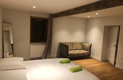 Saint-Etienne-des-Oullieres Apartment | Pet and Child Friendly Getaway at Domaine des Dutreve