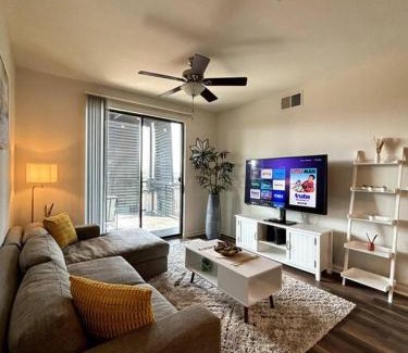 North Burnet Apartment | Domain Luxe