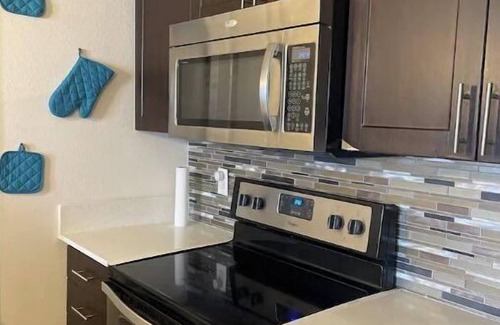 McNeil House | Domain 2 Bedroom Apartment - Pet Friendly & Self Check-In