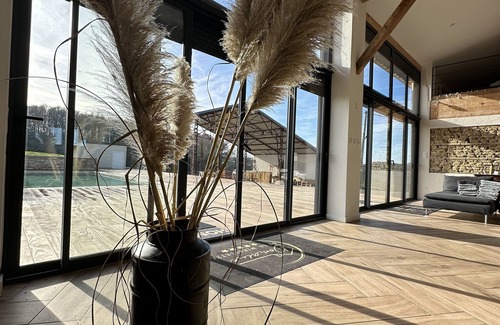Lias House | Tranquil Retreat with Pool, Jacuzzi & Scenic Nature Awaits