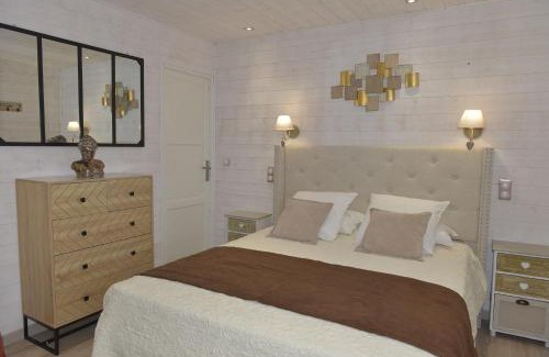 Bergesserin House | Discover Domaine-Bayard: Oceanfront Oasis with Pool